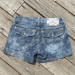 Miss Me Floral lace shorts 27